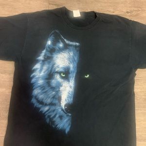 Vintage Green eye wolf teeshirt